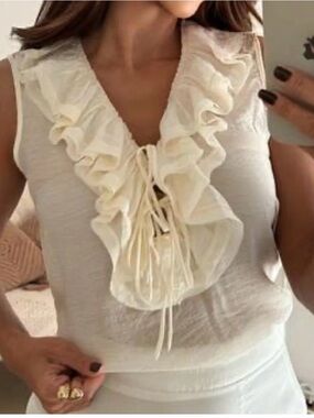 ZARA Sheer Ruffle Tie Front Blouse Cream Ivory Sleeveless V-Neck Size M